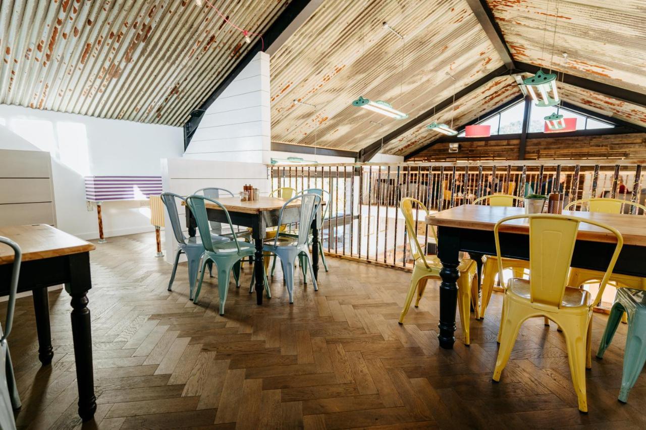 Creeksea Place Barns Burnham-on-Crouch Bagian luar foto